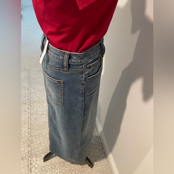 All-Year-Round Must-Have JEAN, DENIM SKIRT!High-Waist Front-Slit, Classic Skirt! - Picture 7 of 16